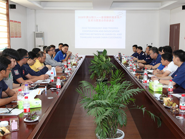 与细分领域客户做技术交流。